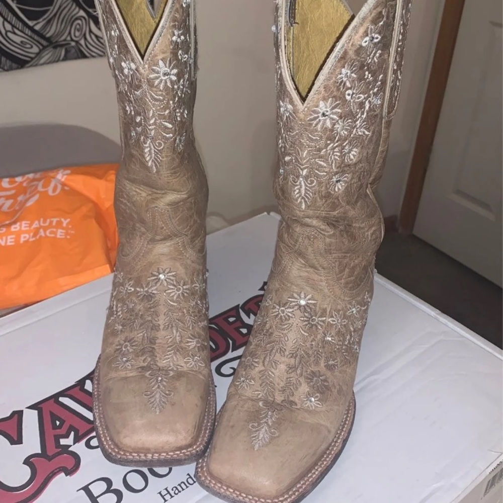 Cavenders women’s boots